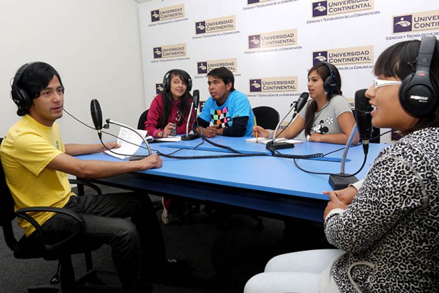 CIENCIAS Y TECNOLOGÍA DE LA COMUNICACIÓN